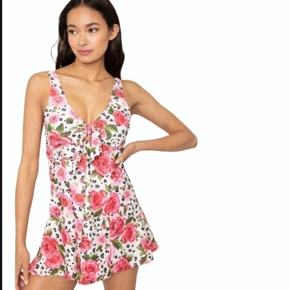 Marina West Skirted Swim Dress in Rose/Leo - Picture 1 of 7